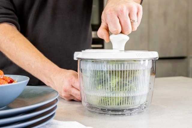 KitchenCraft Mini odstředivka na salát, 19 cm