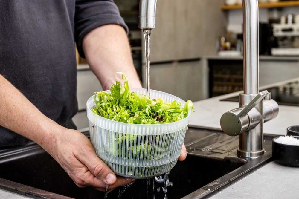 KitchenCraft Mini odstředivka na salát, 19 cm