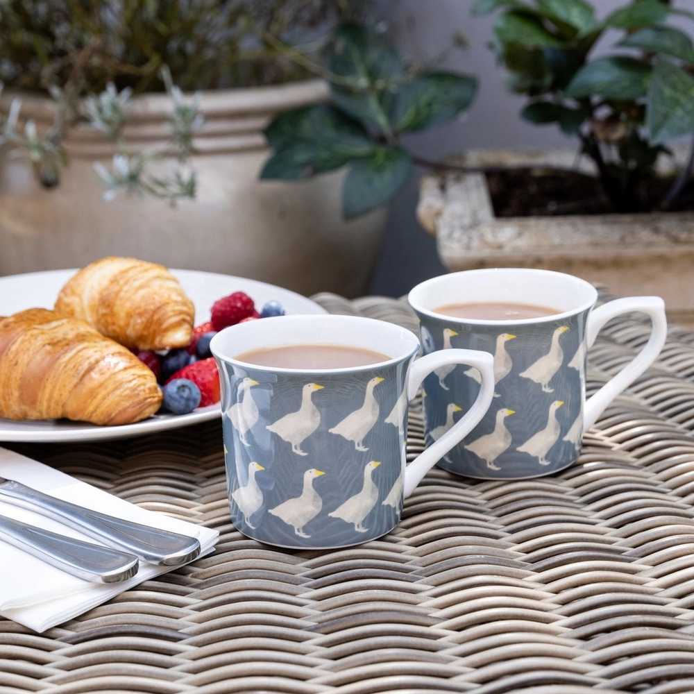 KitchenCraft Fluted Mug Hrnek Geese, 300 ml