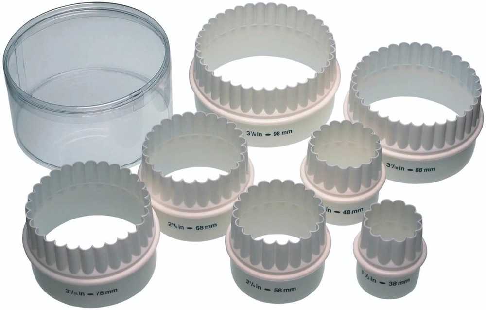 KitchenCraft Sada vykrajovátek na sušenky, 7 ks