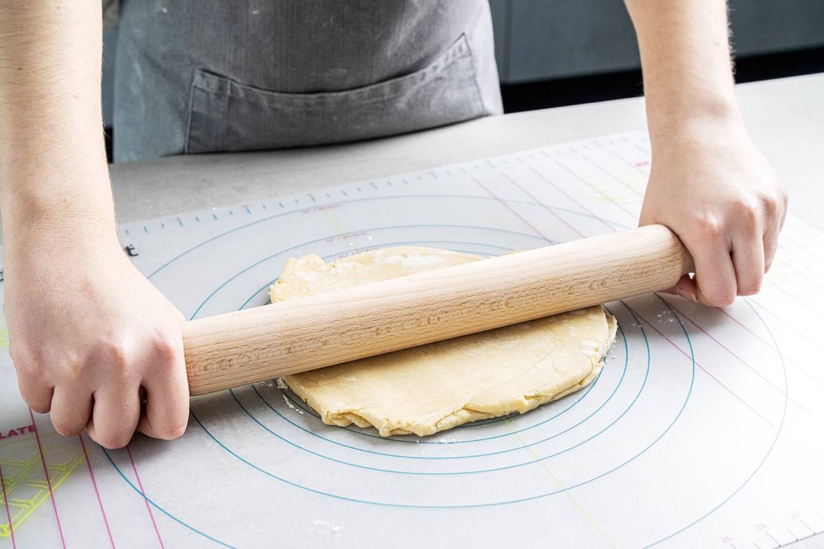 KitchenCraft Váleček z bukového dřeva, 40 cm