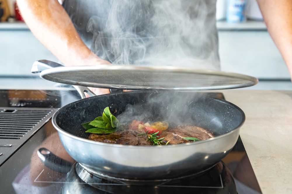 KitchenCraft Síťka proti prskání, 28 cm