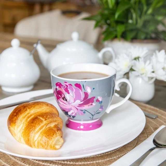 KitchenCraft Set of Four Šálek na nožce Pink Flower, 400 ml