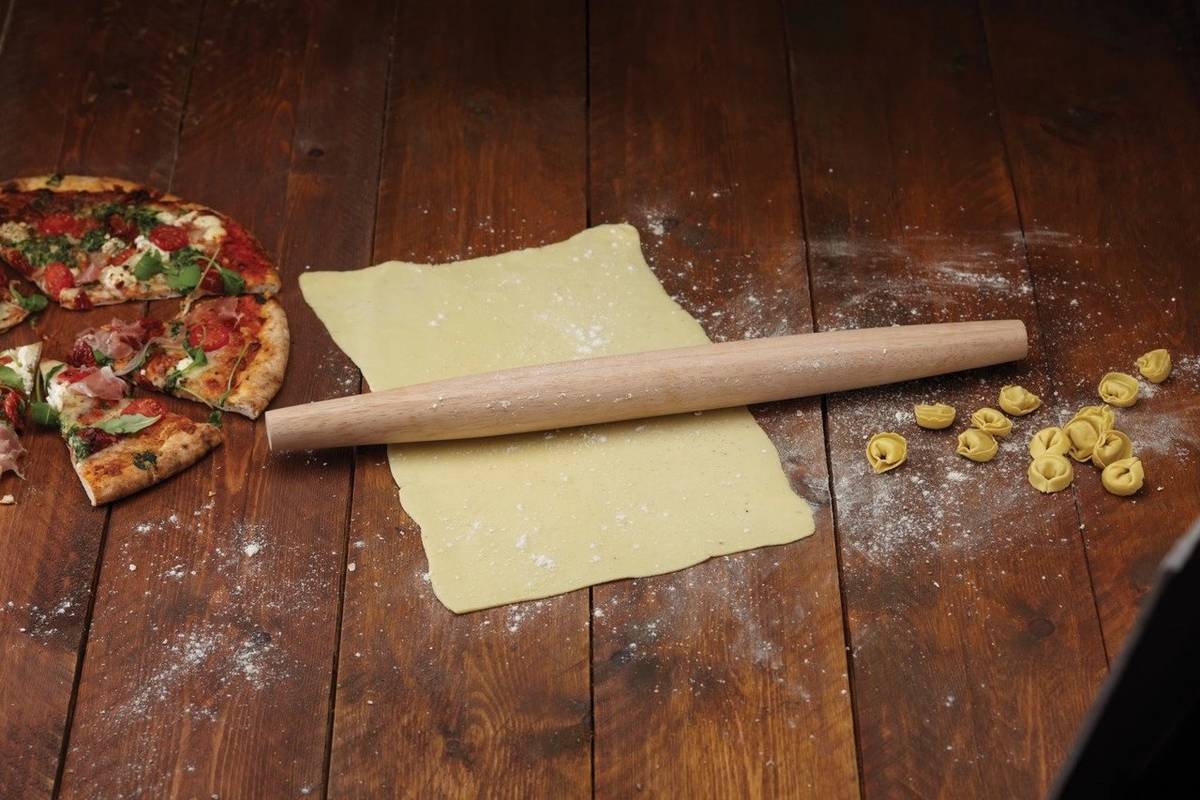 KitchenCraft World of Flavours Dřevěný kuchyňský váleček, 50 cm