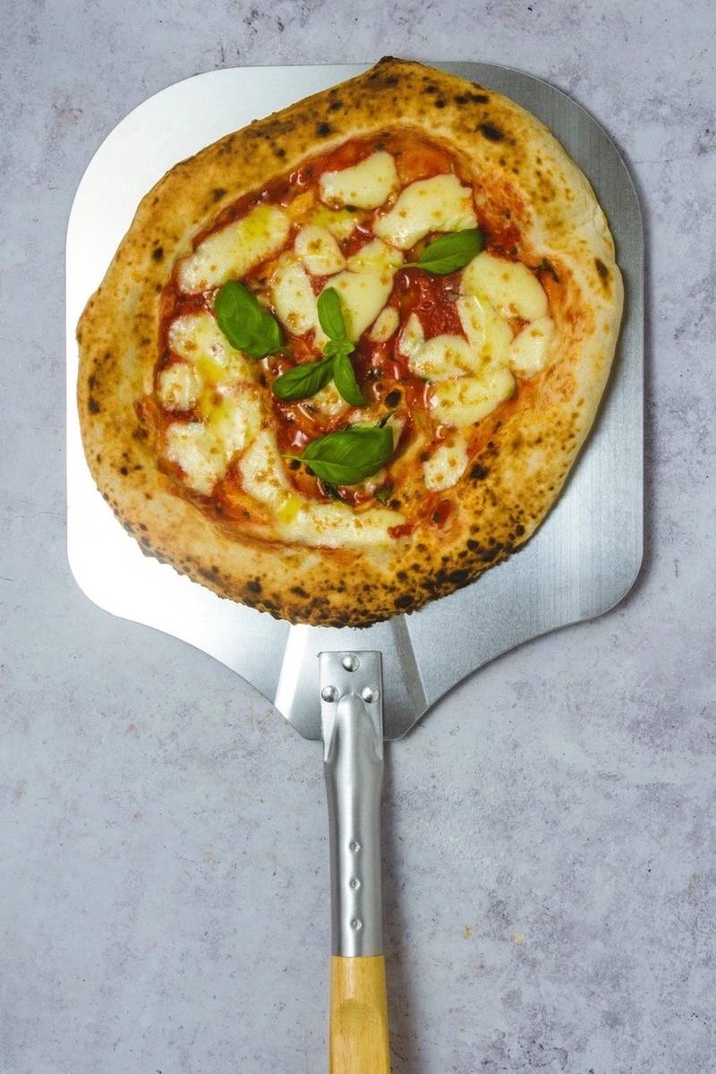 KitchenCraft World of Flavours Pizza lopatka, 65 cm