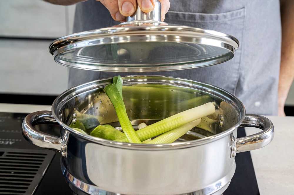 KitchenCraft Napařovák s poklicí, 20 cm