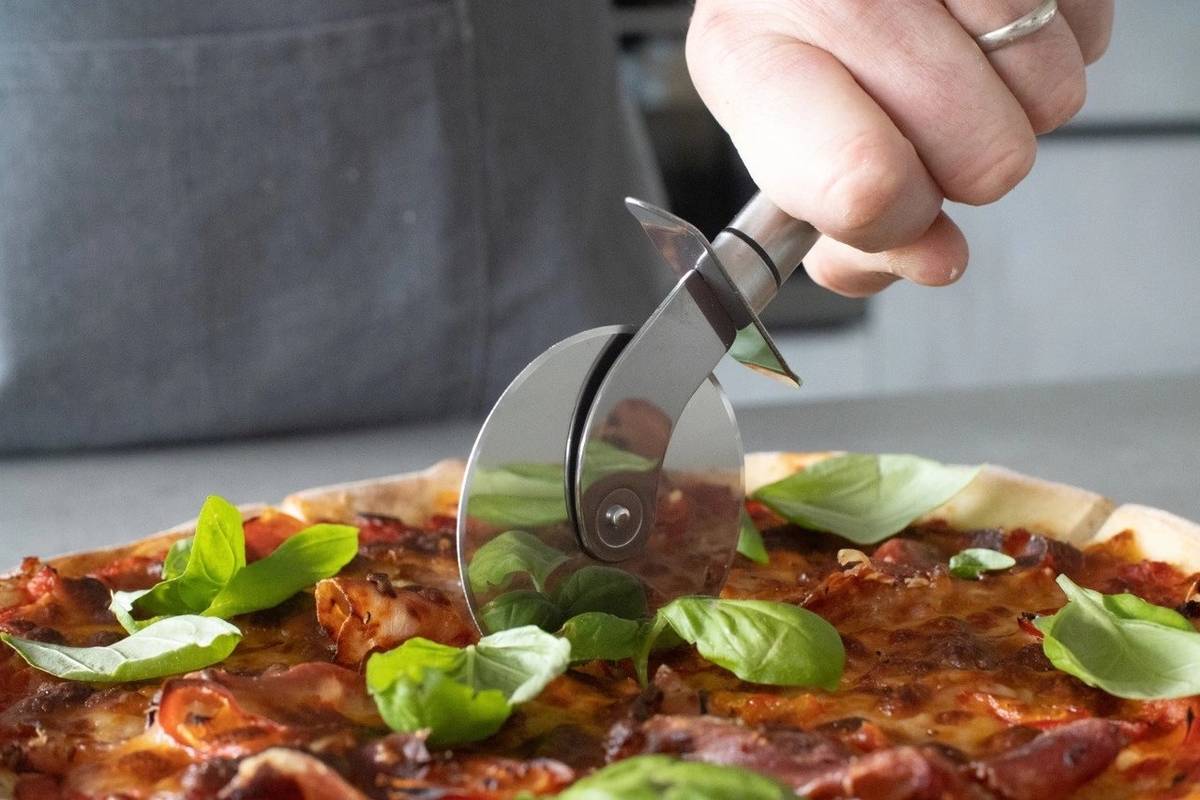 KitchenCraft Professional Kráječ na pizzu, 9.5 cm