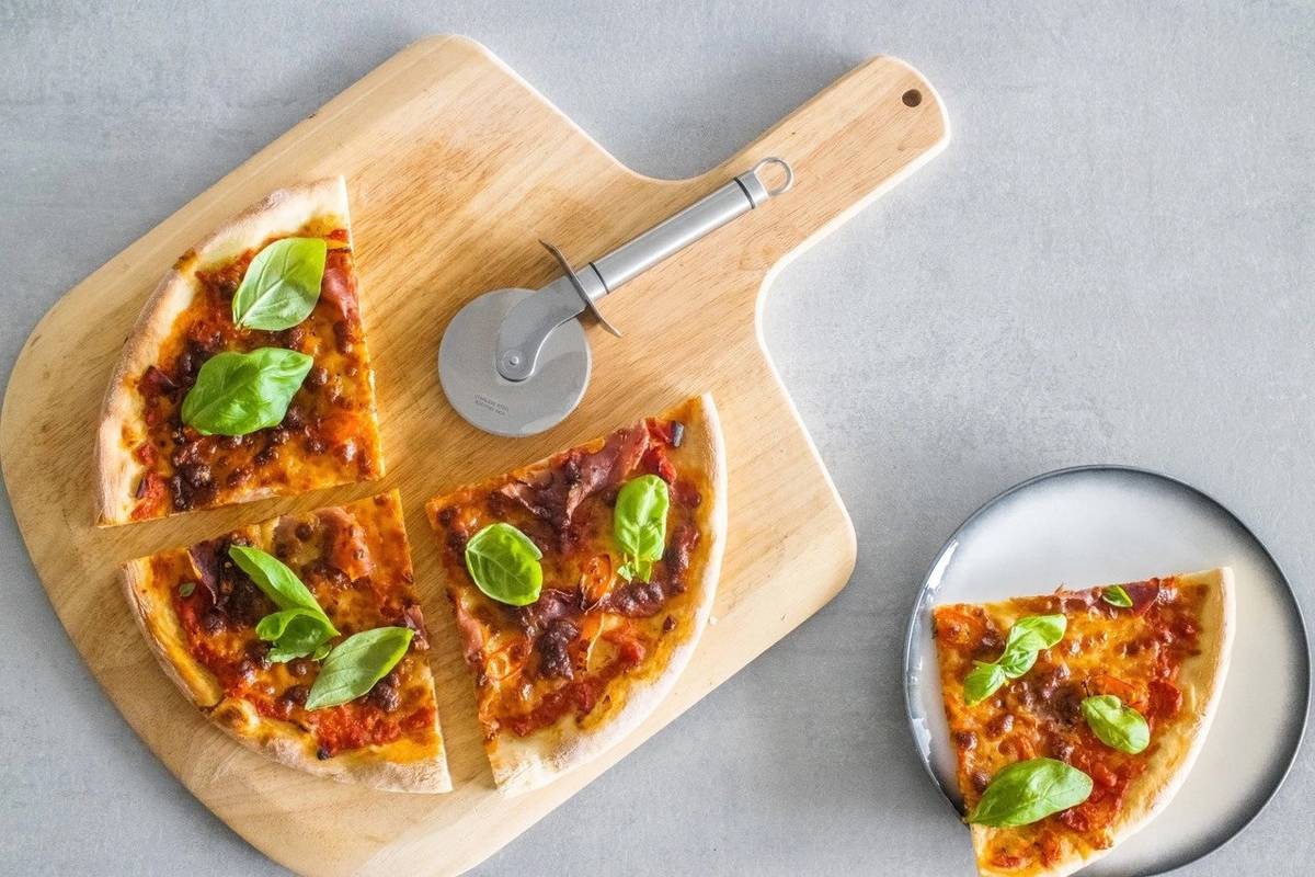 KitchenCraft Professional Kráječ na pizzu, 9.5 cm
