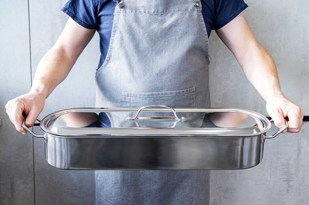 KitchenCraft Nerezový pekáč na ryby, 60 cm