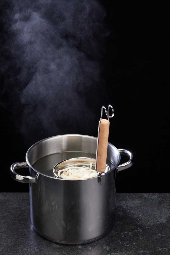 KitchenCraft World of Flavours Sítko na nudle