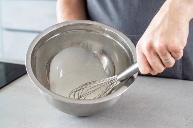 KitchenCraft Kuchyňská metlička, 25 cm