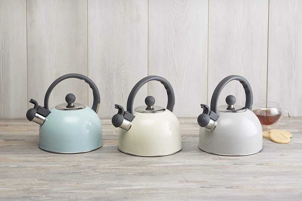KitchenCraft Living Nostalgia Konvice na vodu pískací, krémová, 1.3 l
