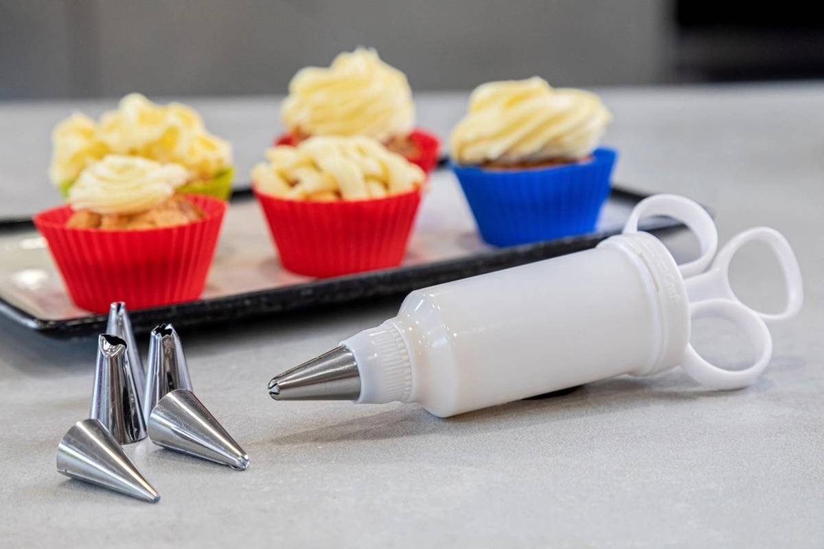 KitchenCraft Zdobička s náhradními nástavci, 6 ks