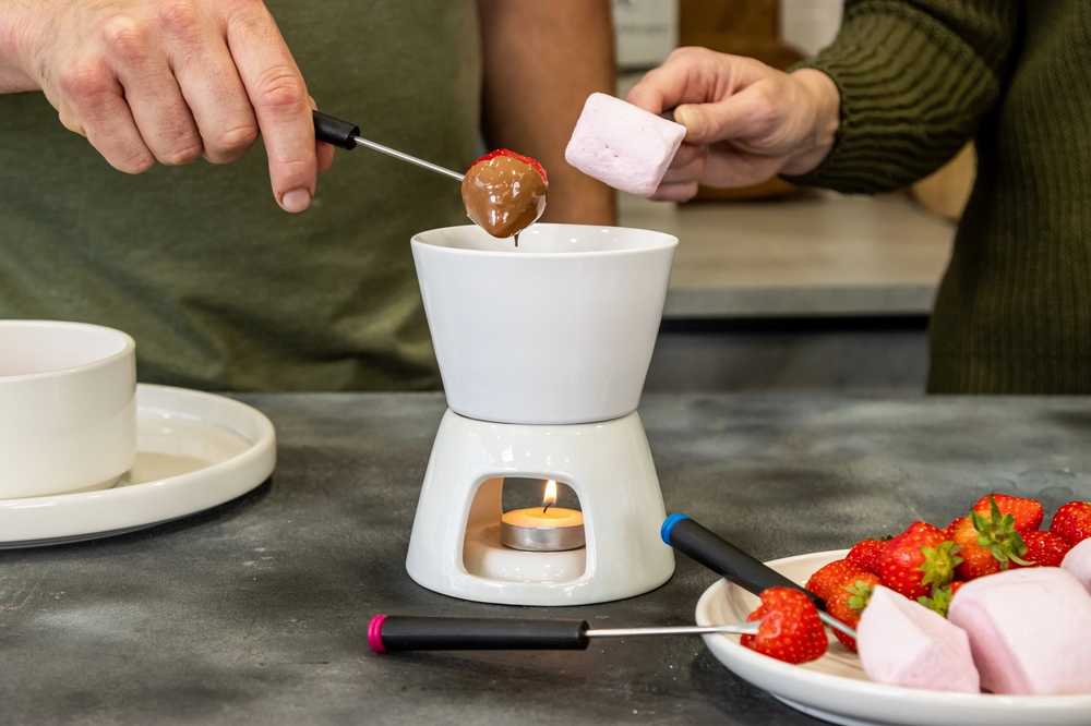 KitchenCraft Sada na čokoládové fondue, bílá