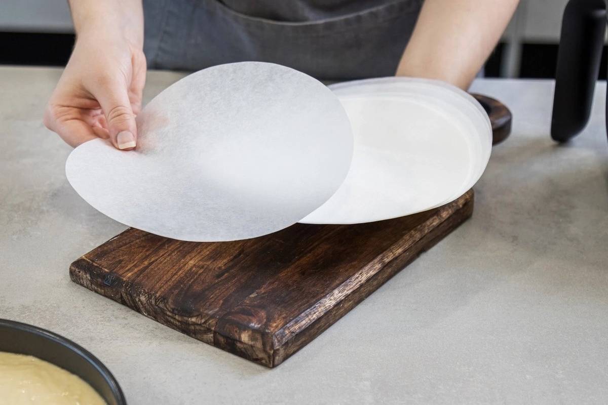 KitchenCraft Balení pečících papírů, 20 cm, 100 ks