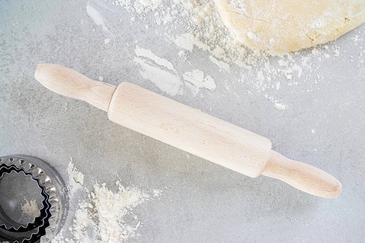 KitchenCraft Mini váleček na těsto, 23 cm, buk