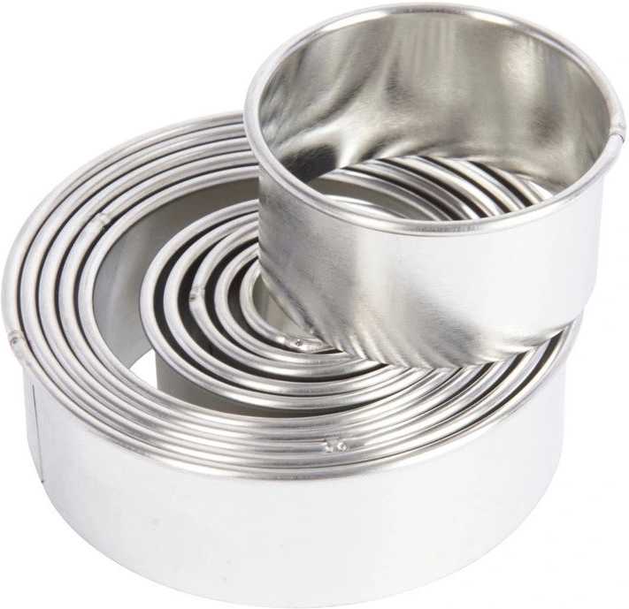 KitchenCraft Sada kulatých vykrajovátek s plechovou krabičkou, 11 ks