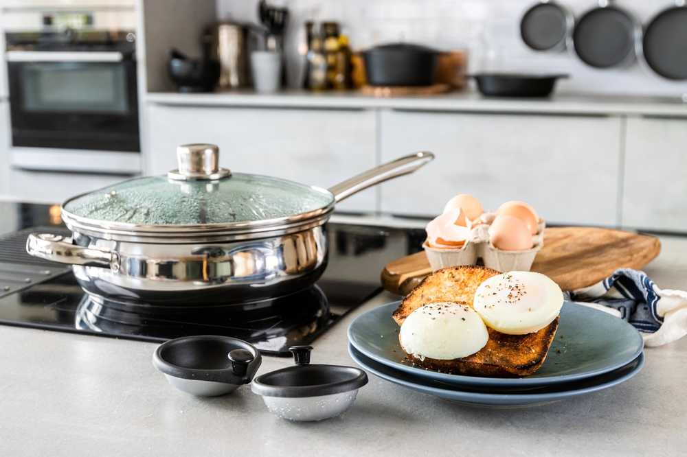 KitchenCraft Rendlík na pošírované vejce, pro 6 vajíček, 28 cm