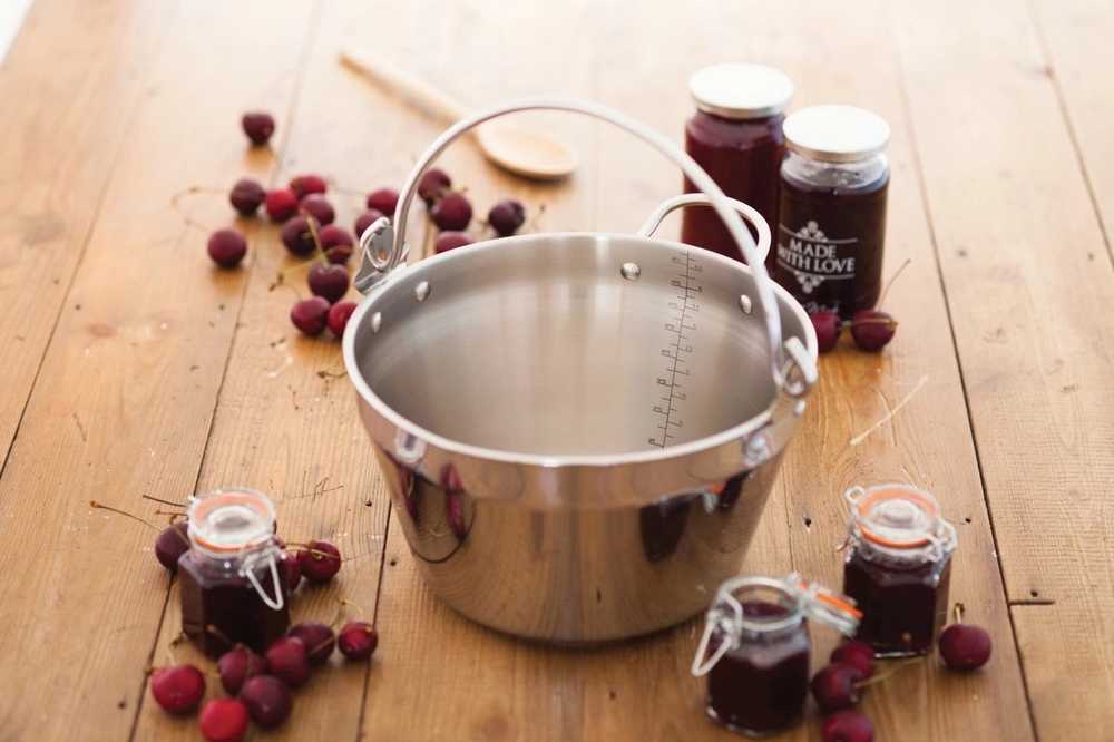 KitchenCraft Home Made Nerezový hrnec na zavařeniny nebo marmeládu, malý, 4.5 l