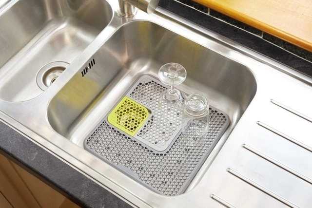 KitchenCraft Nastavitelná odkapávací podložka do dřezu