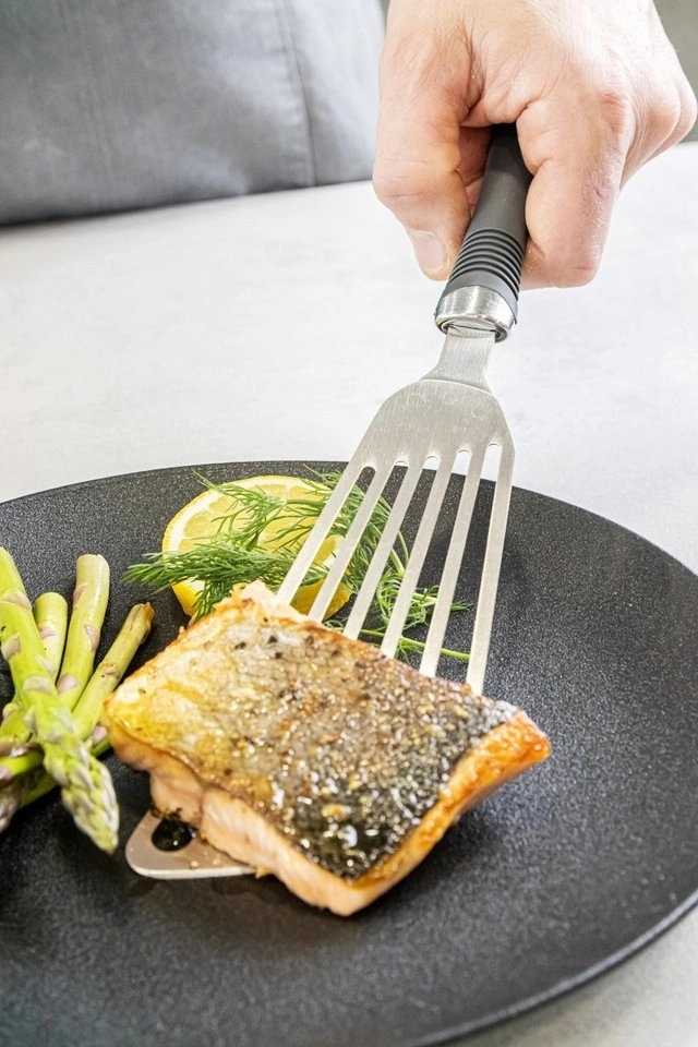 KitchenCraft Obracečka na ryby Professional Soft Grip
