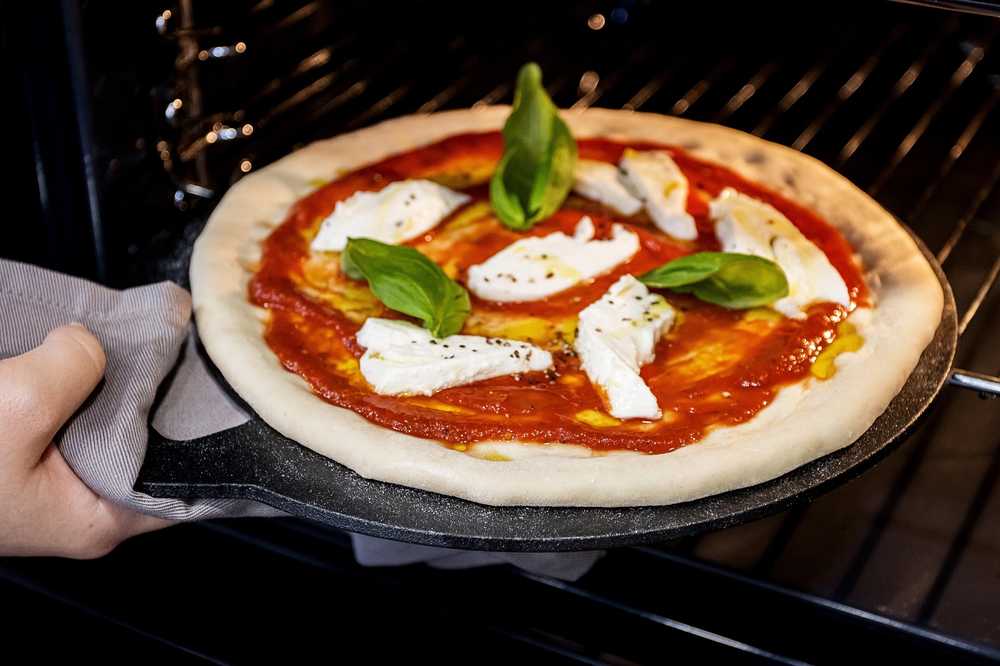 KitchenCraft Litinová pečící deska