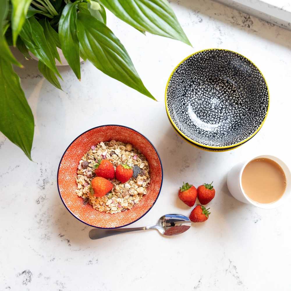 KitchenCraft Sada kameninových misek Red & Black, 4 ks, 15.5 cm x 7.5 cm