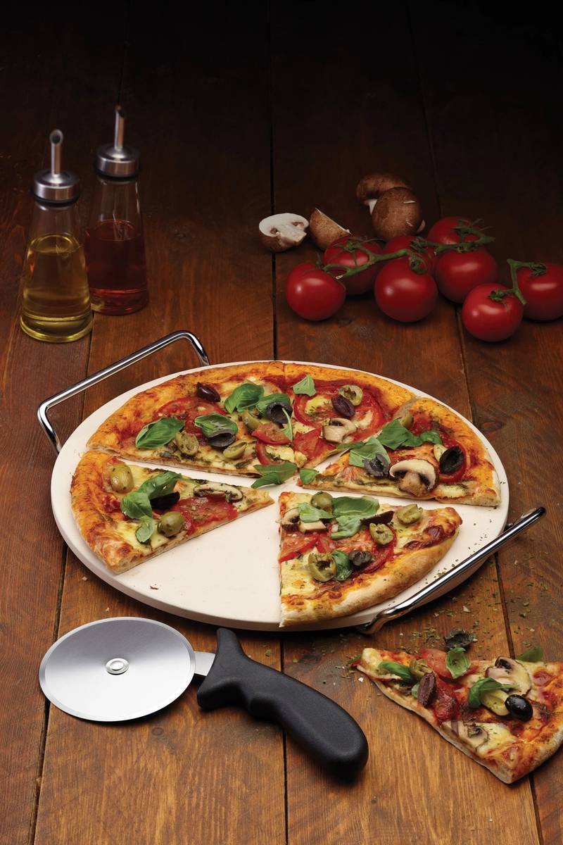 KitchenCraft World of Flavours Kámen na pizzu a kráječ, 32 cm