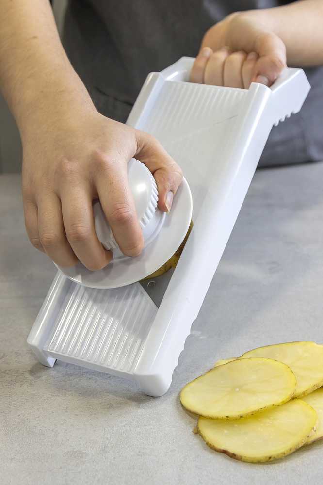 KitchenCraft Mandolína s výměnitelnými nástavci