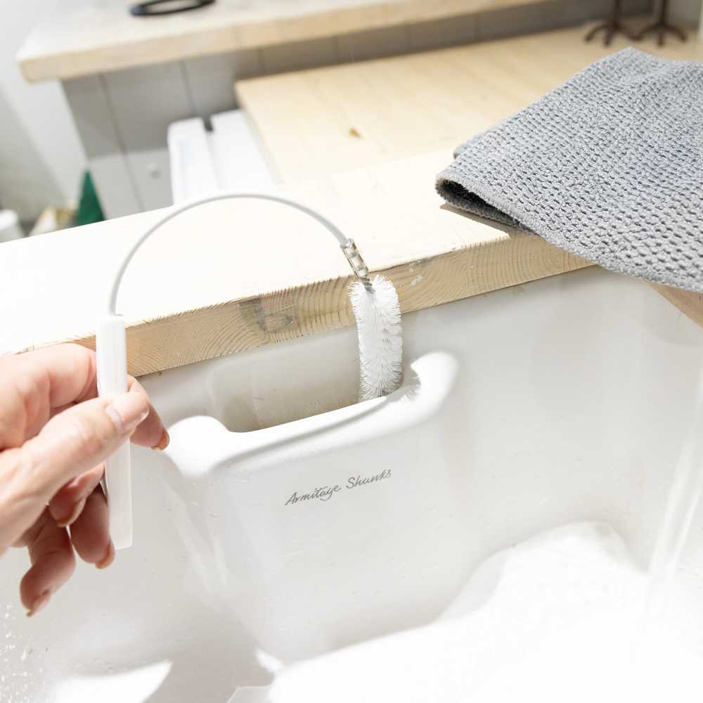 KitchenCraft Kartáč na čištění dřezu a přepadu