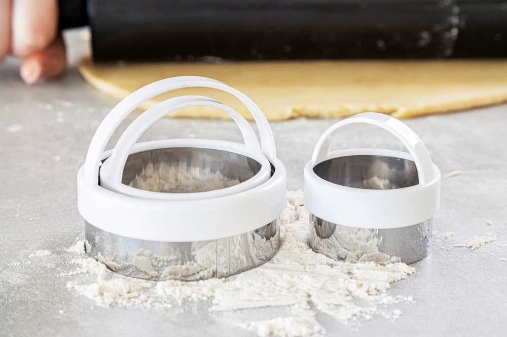 KitchenCraft Sada vykrajovátek s rovným okrajem, 3 ks