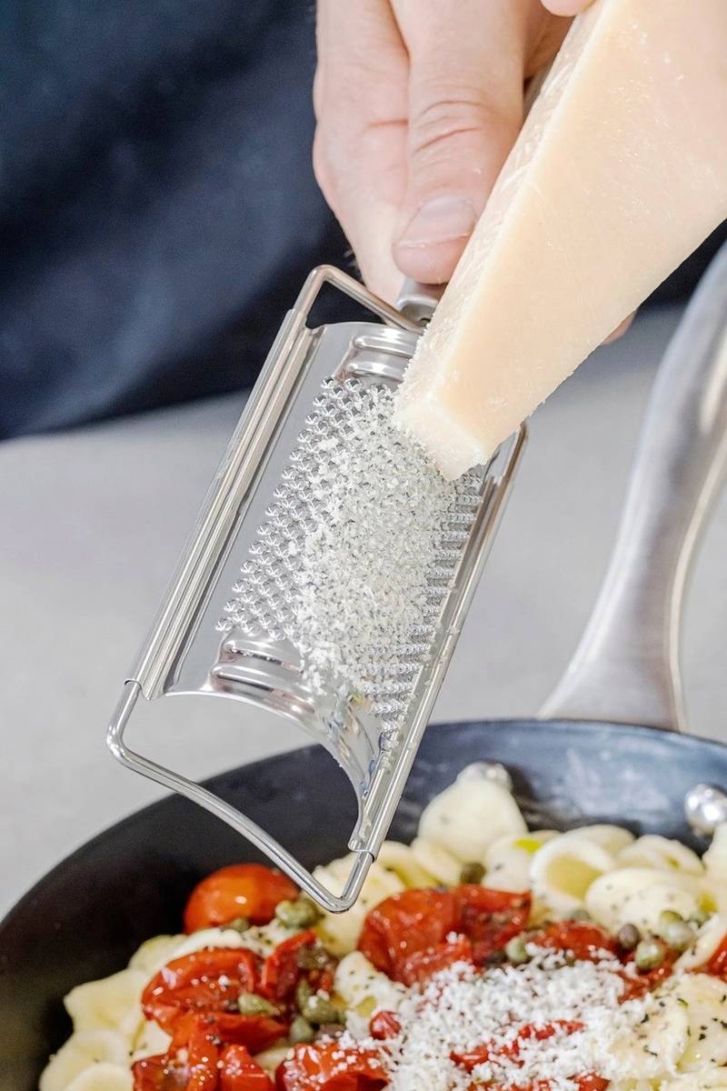 KitchenCraft Professional Struhadlo na muškátový oříšek, sýr nebo čokoládu