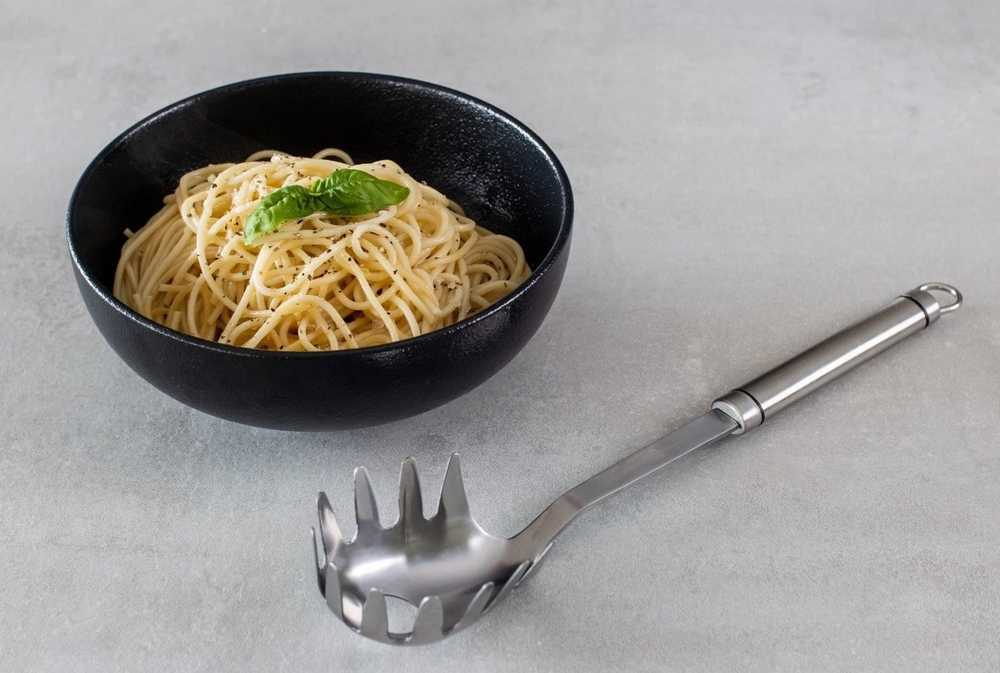 KitchenCraft Professional Servírovací lžíce na špagety