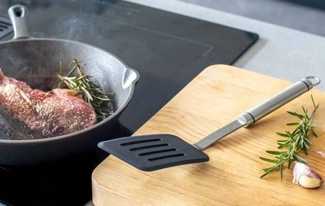 KitchenCraft Professional Obracečka s otvory
