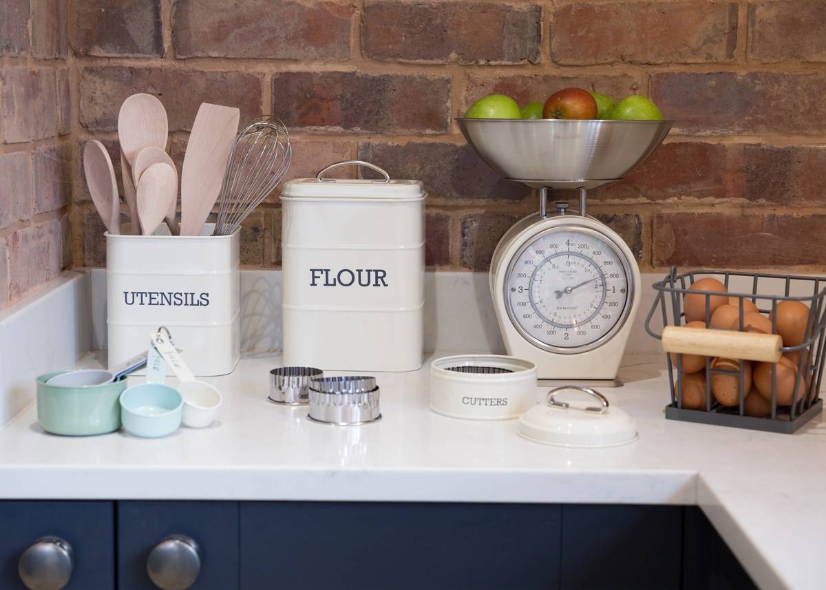 KitchenCraft Living Nostalgia Dóza na kuchyňské náčiní, krémová