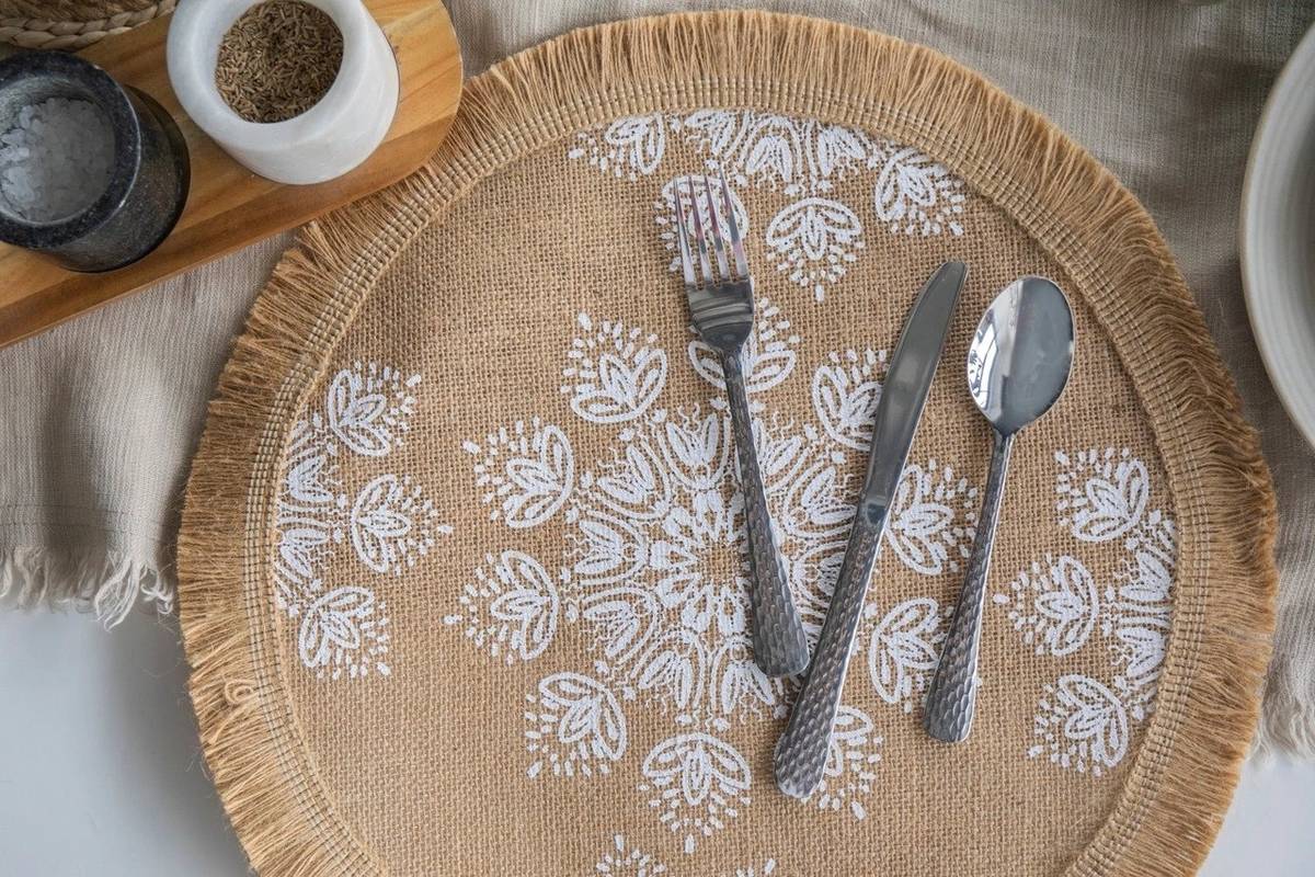 Creative Tops Sada prostírání, 42 cm, Hessian White Mandala, 4 ks