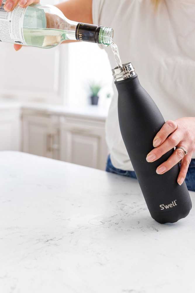 S'well Onyx Láhev na vodu, 750 ml