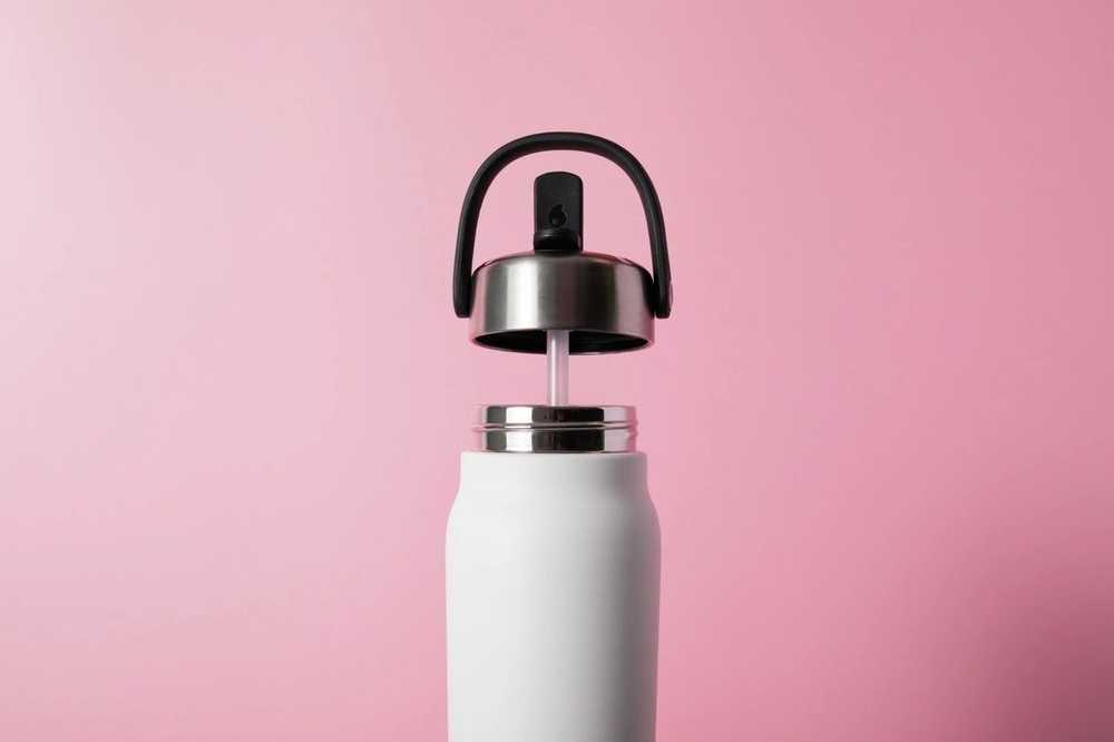 S'well Explorer Vakuová láhev na vodu, 700 ml, Moonstone