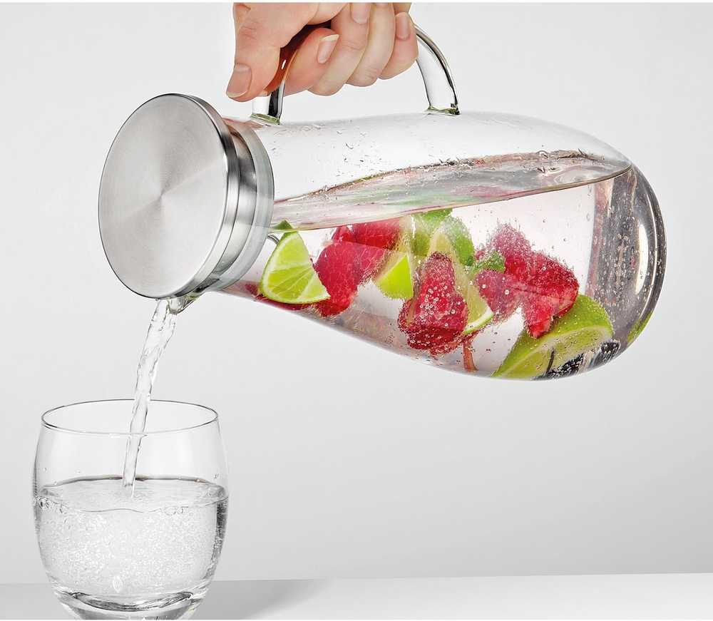 Cilio Karafa na vodu Tropicana