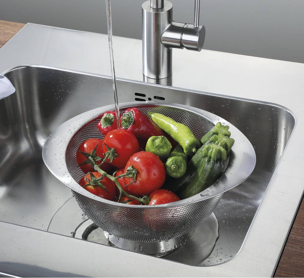 Küchenprofi Cedník s podstavcem Deluxe, 26 cm