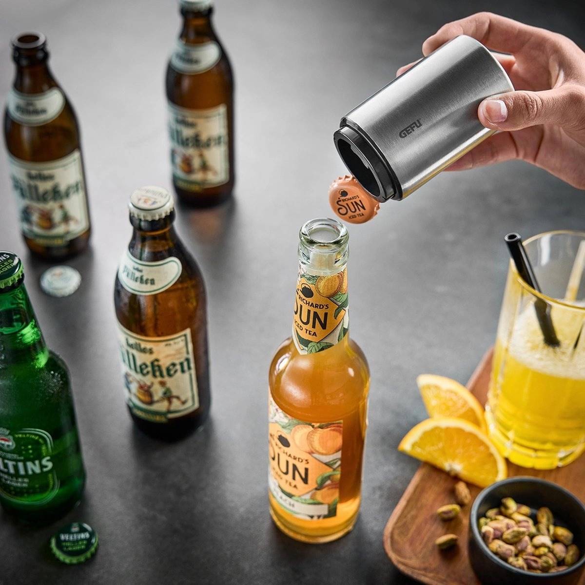 Gefu Displej otvíráků na láhve Pressio, 12 ks