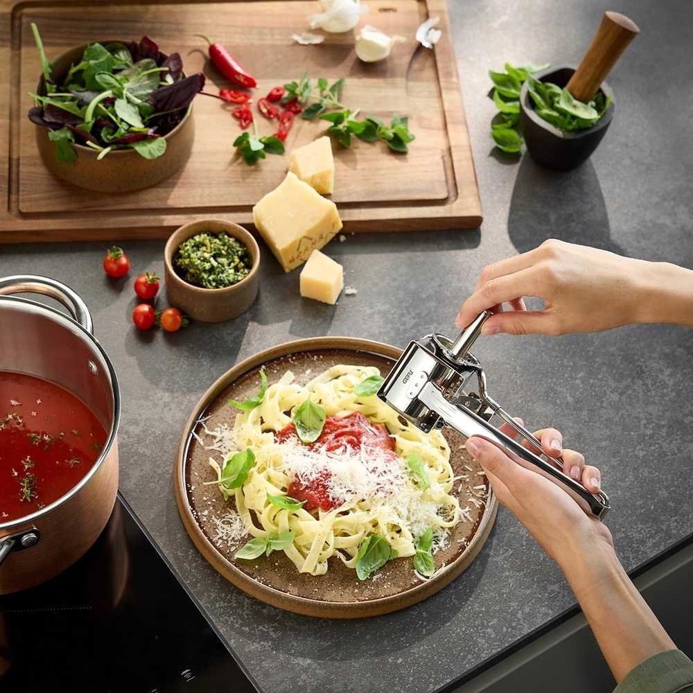 Gefu Struhadlo na sýr Questo