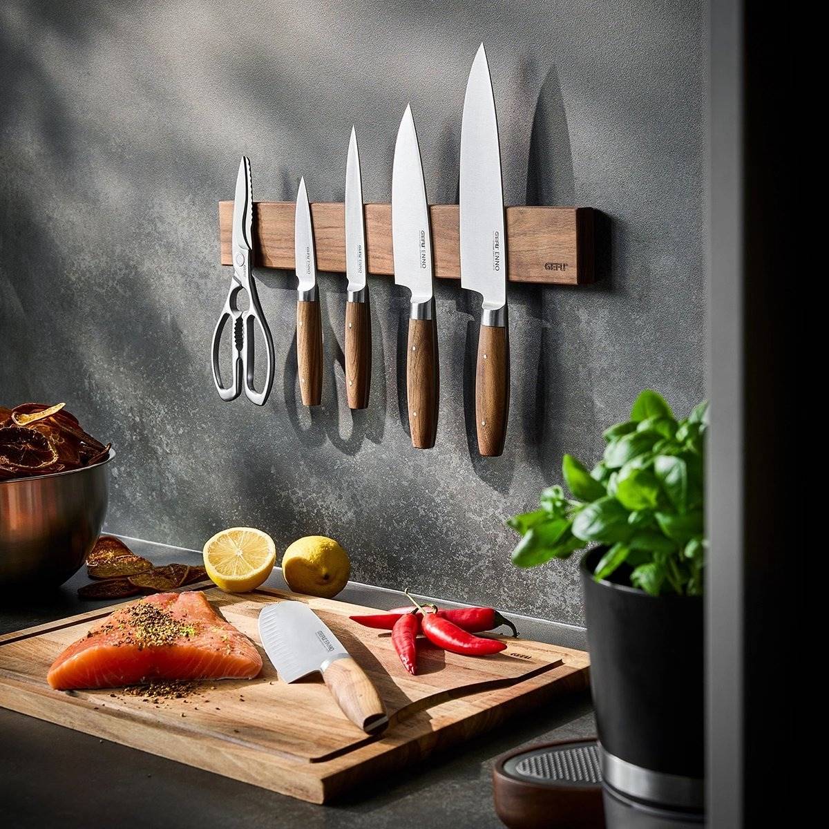 Gefu Enno Magnetická lišta, ořechové dřevo