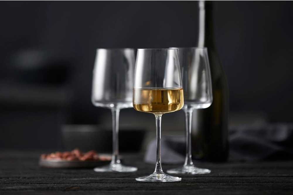 Lyngby Glas Sklenice na bílé víno Zero 43cl (4 ks)