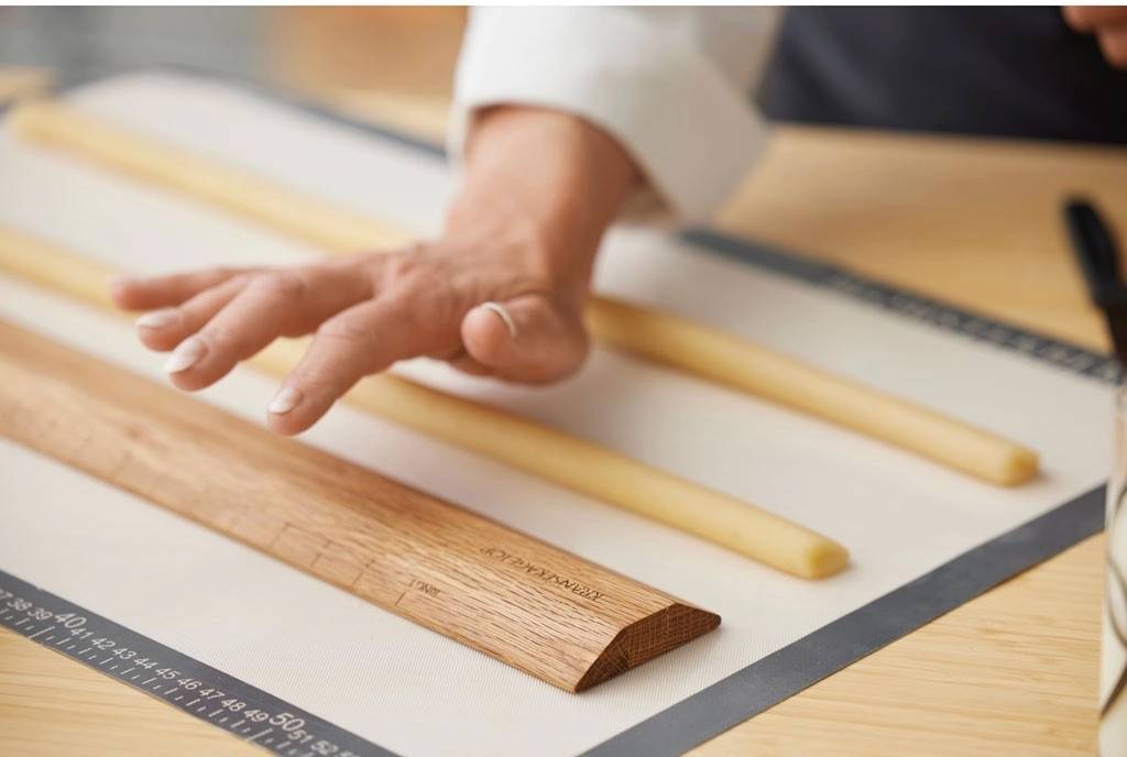 Blomsterbergs Dubové pravítko 51x6,5x1,5cm