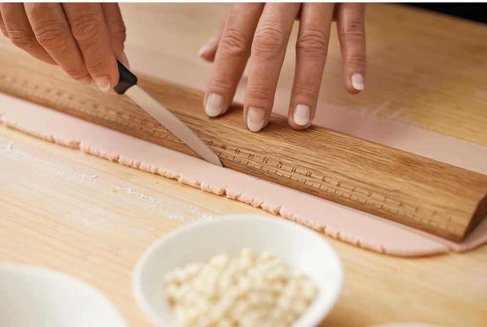 Blomsterbergs Dubové pravítko 51x6,5x1,5cm