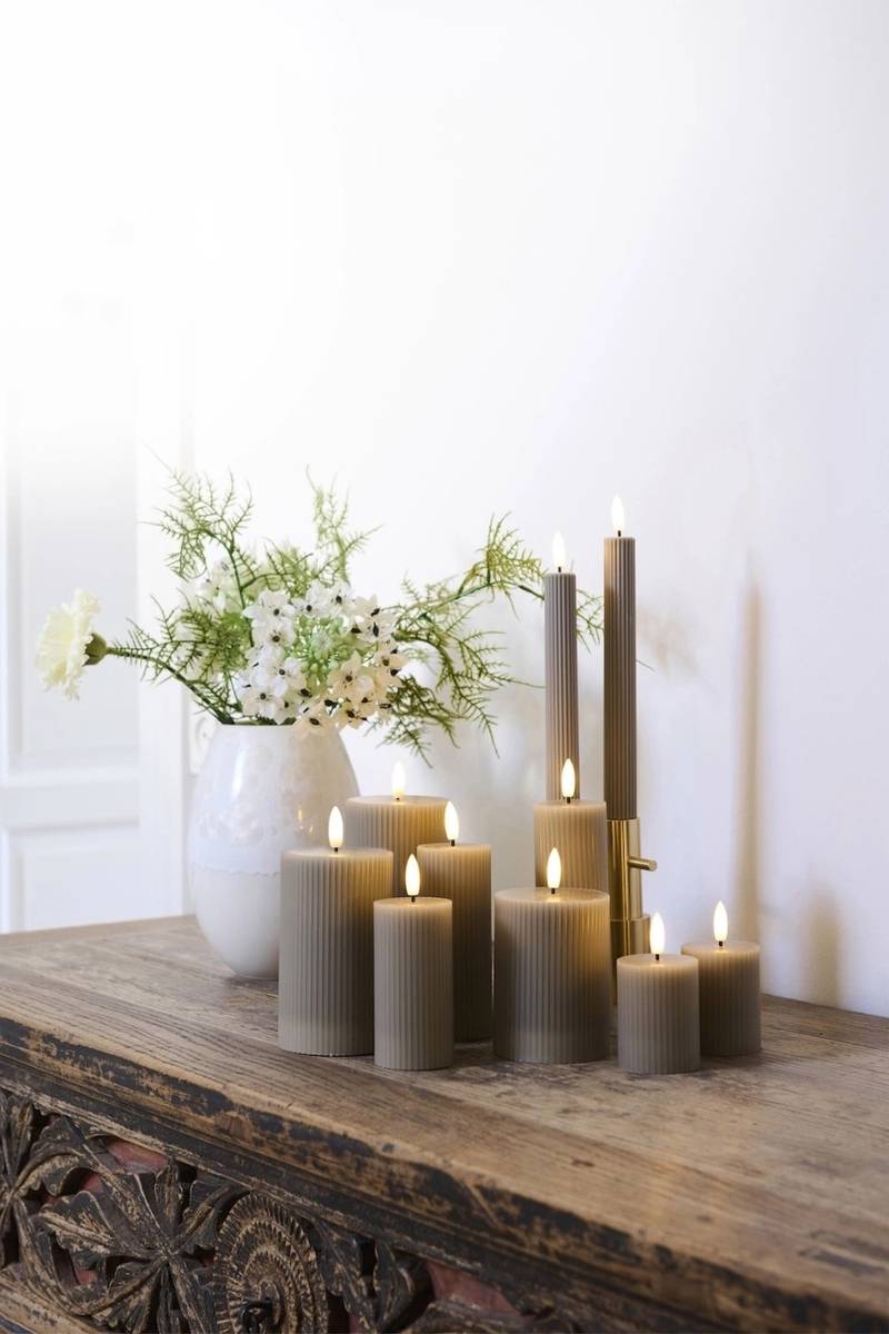 Sirius Sada dobíjecích LED svíček Smilla Warm grey (2 ks)