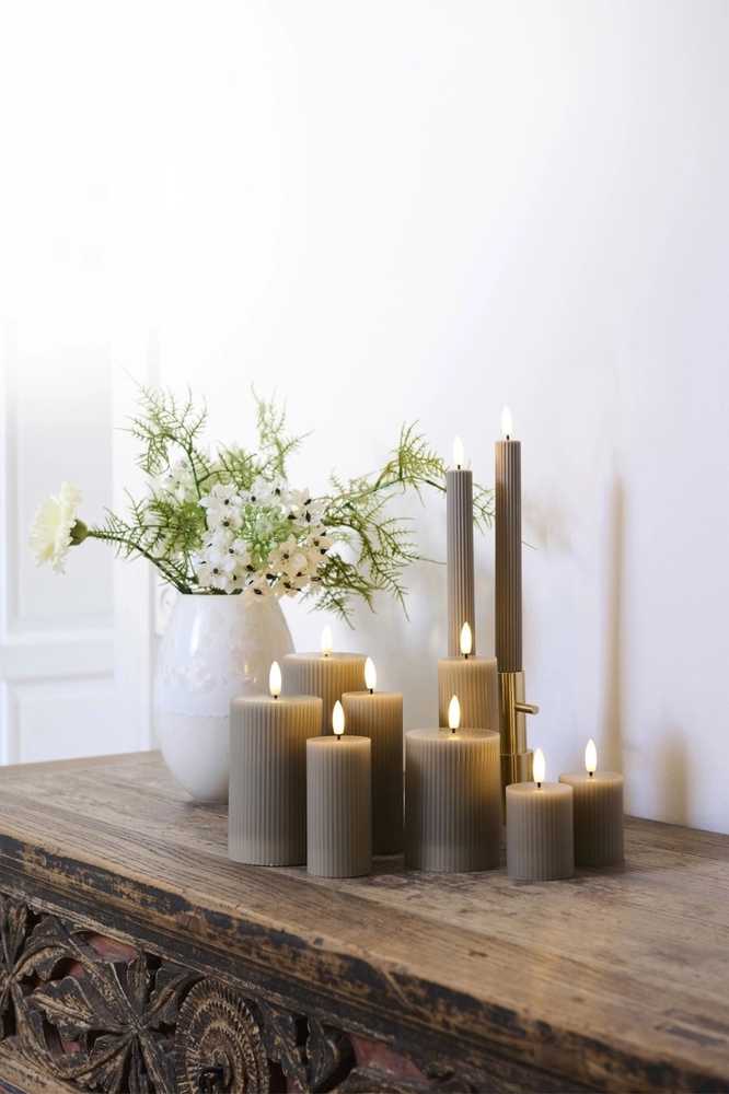 Sirius Sada dobíjecích LED svíček Smilla Warm grey (2 ks)