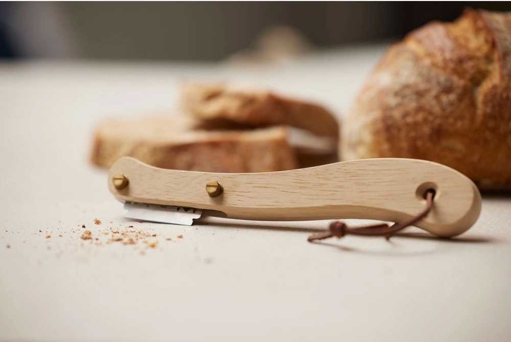 Blomsterbergs Nůž k nařezávání chleba Nature 19,3cm