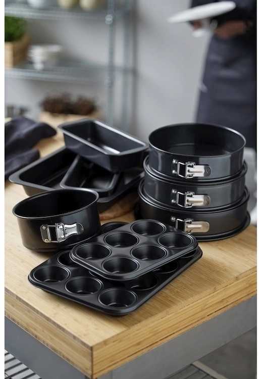 Blomsterbergs Forma na dort 28 cm Steel